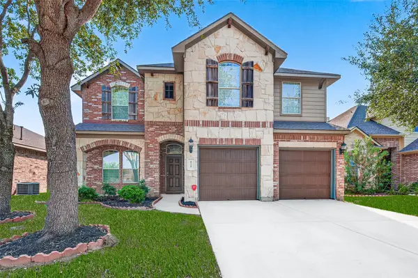 8726 Debbie Terrace Drive, Cypress, TX 77433