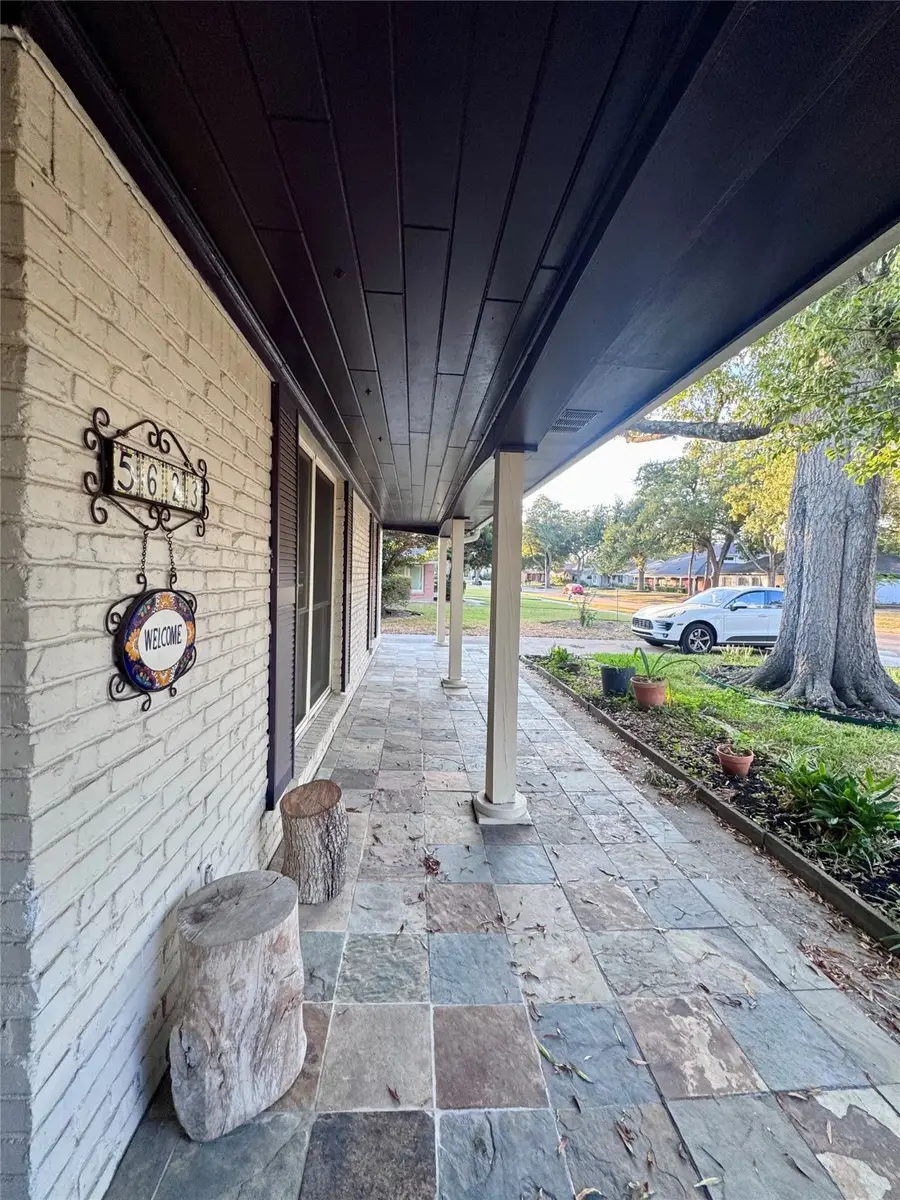 5623 Dumfries Drive, Houston, TX 77096 - Image #3