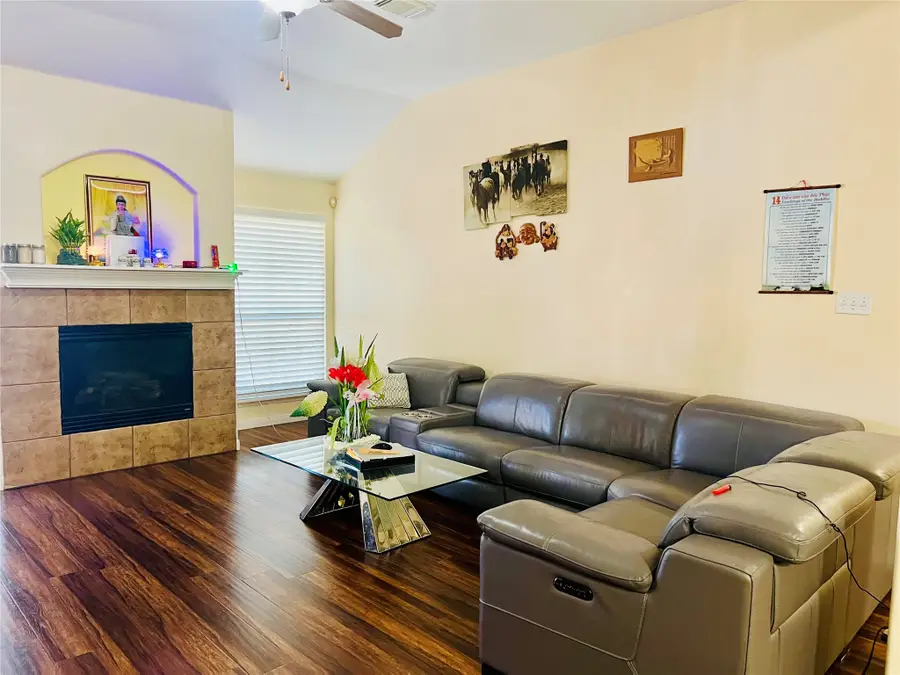 12431 Heritage Grove Drive, Houston, TX 77066 - Image #3