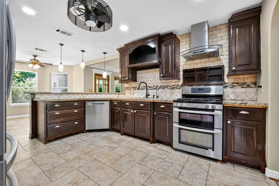 25709 Parkway Drive, Huffman, TX 77336 - #3