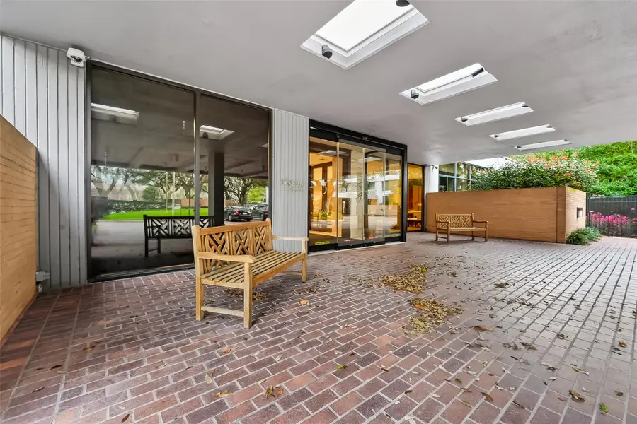 15 Greenway Plaza #2A, Houston, TX 77046 - #2