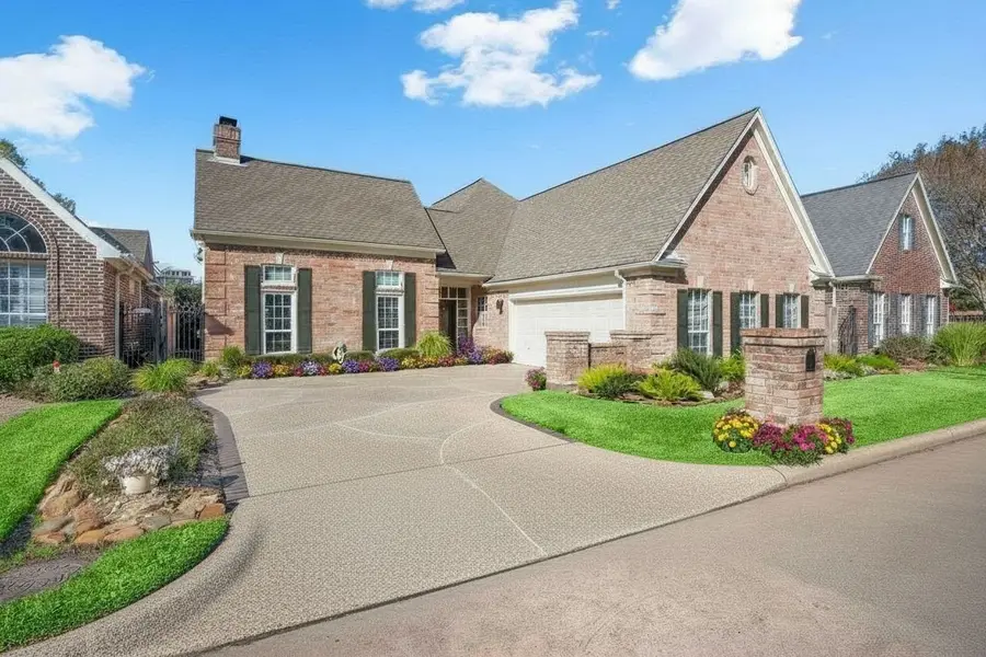 5702 Glen Pines Drive, Houston, TX 77069 - Image #2