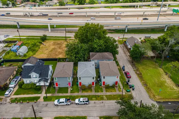 3102 Brackenridge Street, Houston, TX 77026