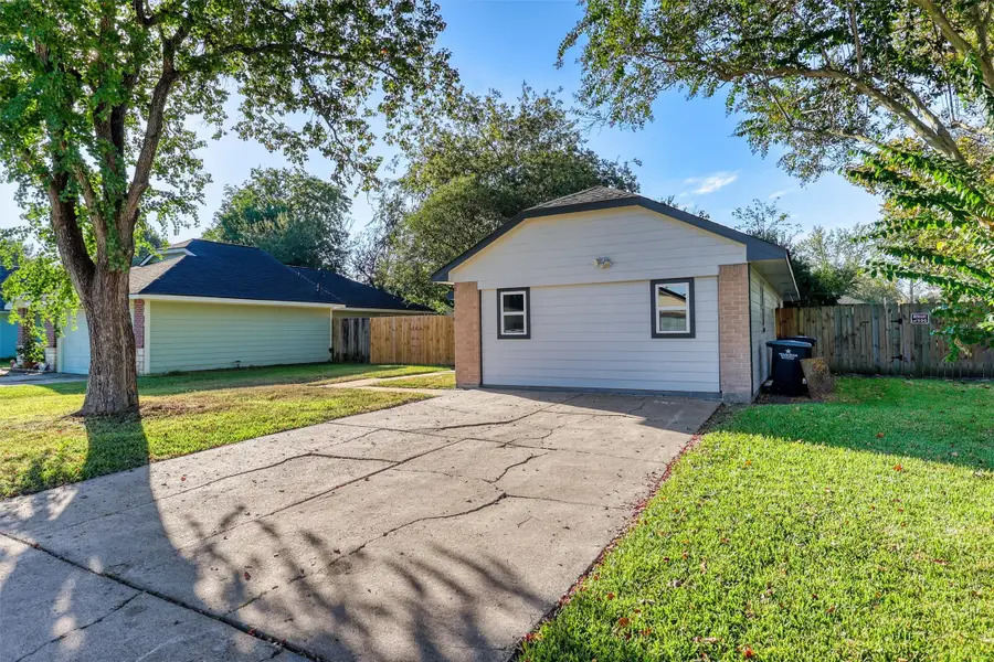 10943 Spanish Grant Drive, Sugar Land, TX 77498 - #3