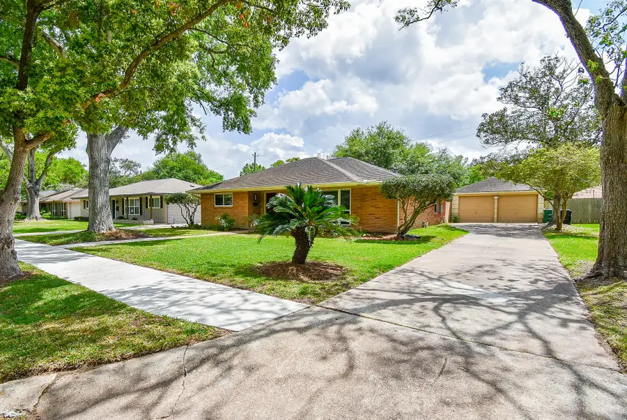 5727 Arboles Drive, Houston, TX 77035 - #2