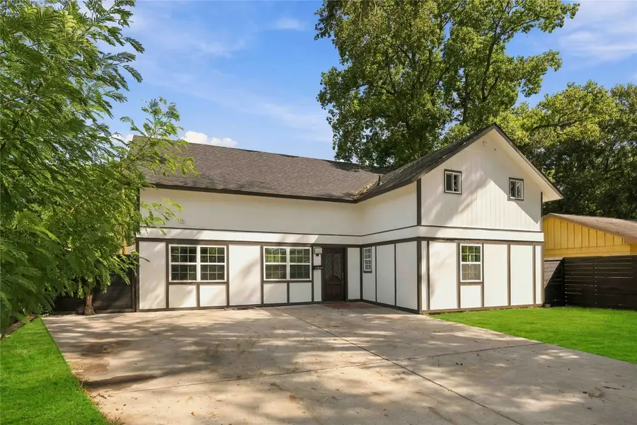 5214 Heatherbloom Drive, Houston, TX 77045 - #2
