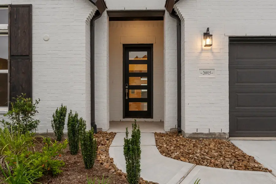 26915 Longwood Ledge Drive, Spring, TX 77389 - Image #3