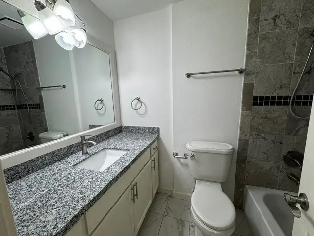 16310 Meadowbrook Farm Road, Houston, TX 77082 - Image #3