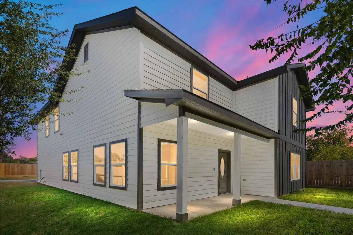 813 Barbara Mae Street, Houston, TX 77015 - Image #1