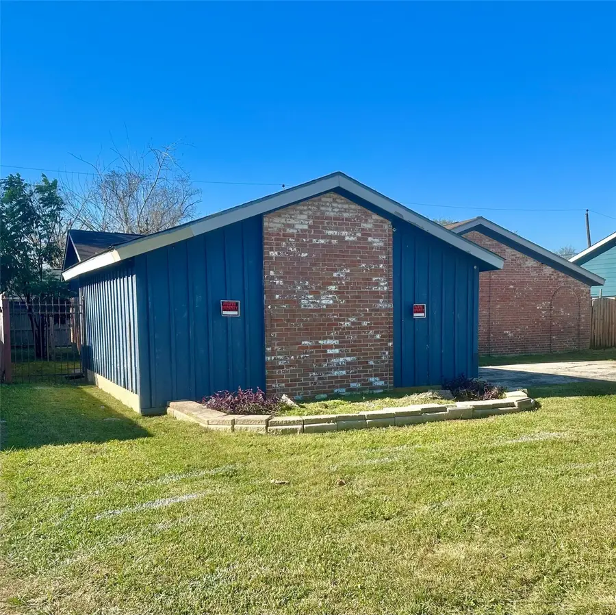 11026 Sageview Drive, Houston, TX 77089 - Image #3