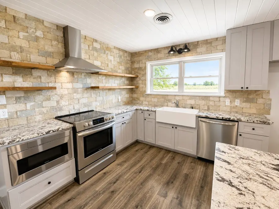 379 Hale Road, Bay City, TX 77414 - #2