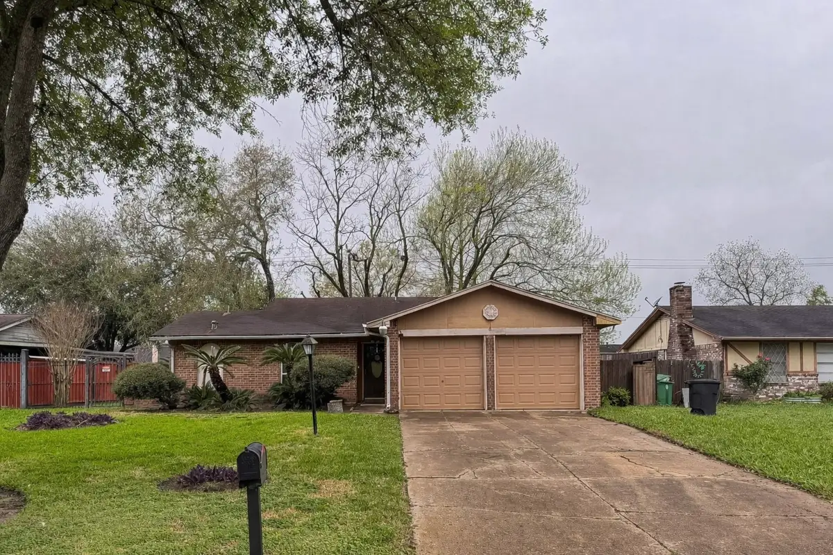 15814 Kenbriar Drive, Missouri City, TX 77489 - #1