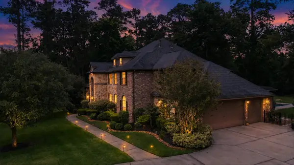 1270 Autumnwood Drive, Magnolia, TX 77354