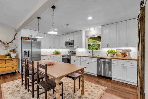 261 S Oakridge Drive, Cleveland, TX 77328