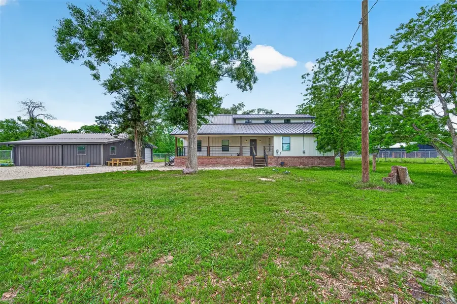 803 County Road 772, Damon, TX 77430 - #2