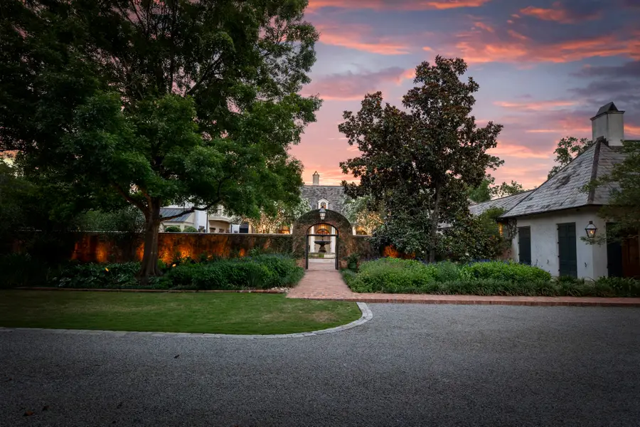 2 Grand Colonial Drive, The Woodlands, TX 77382 - #3