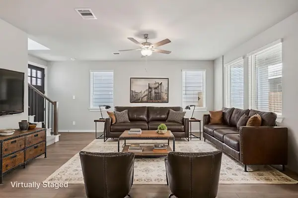 714 Sand Dollar Drive, Kemah, TX 77565