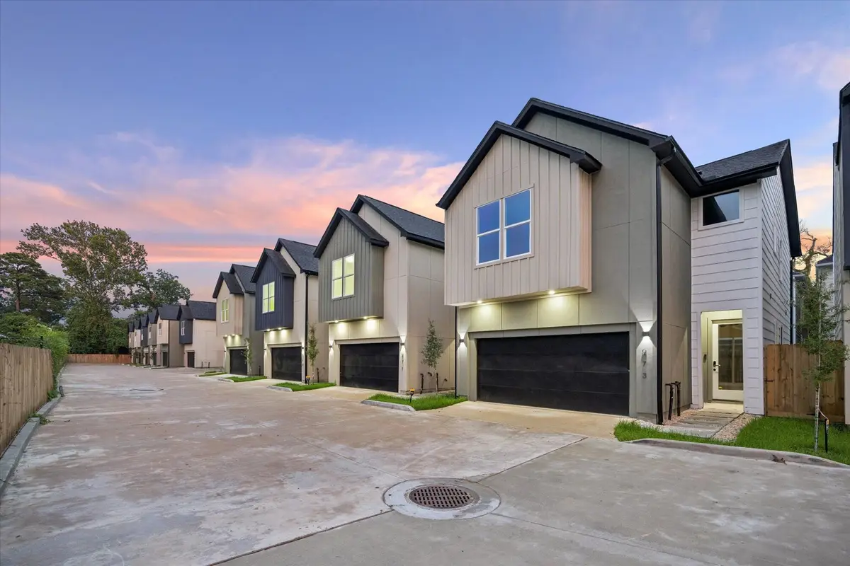 953 Highland Light Lane, Houston, TX 77091 - #1