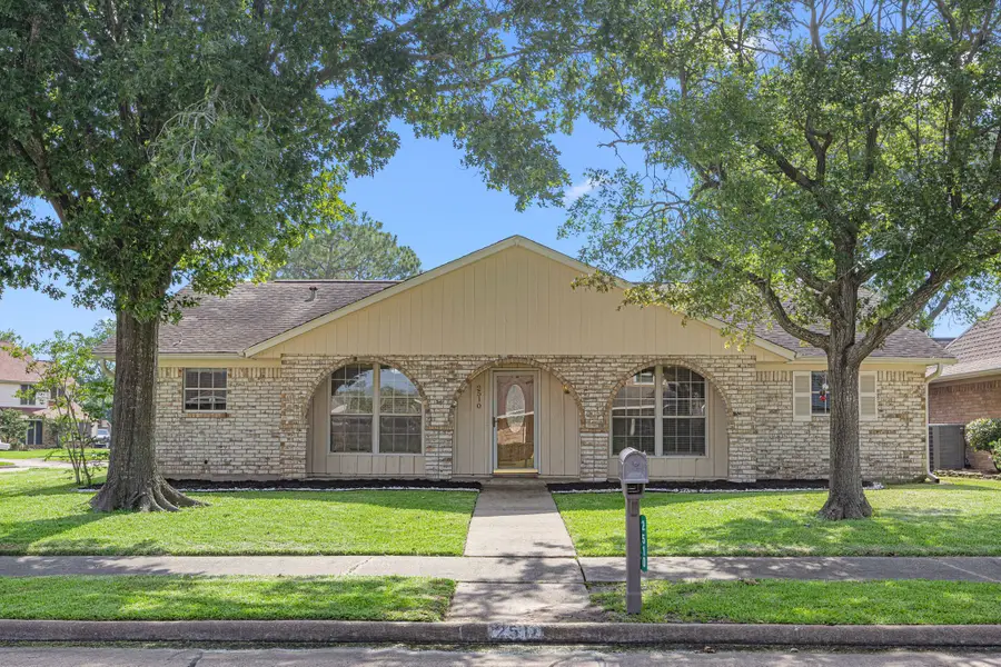 2510 Maxwell Lane, Deer Park, TX 77536 - #2