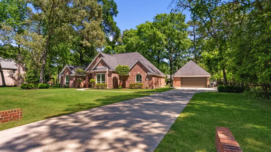 502 Garrett Drive, Magnolia, TX 77354 - Image #2