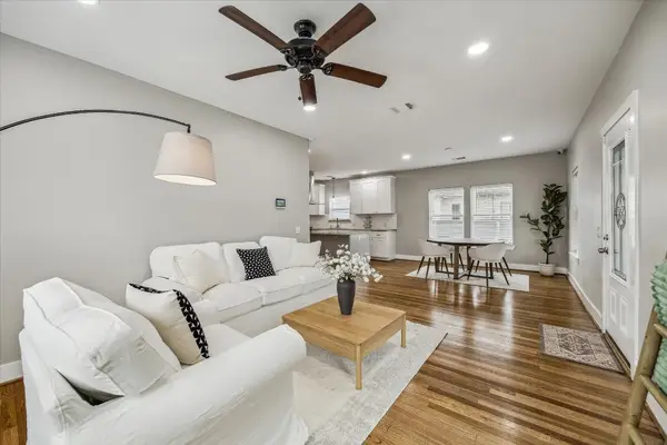 2219 Mckee Street, Houston, TX 77009