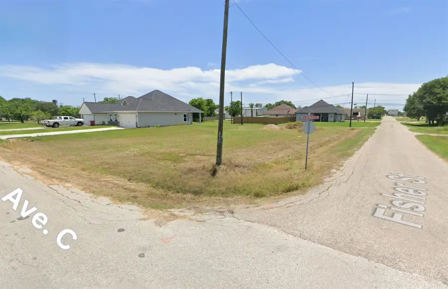 101 S Avenue C, Freeport, TX 77541 - Image #3