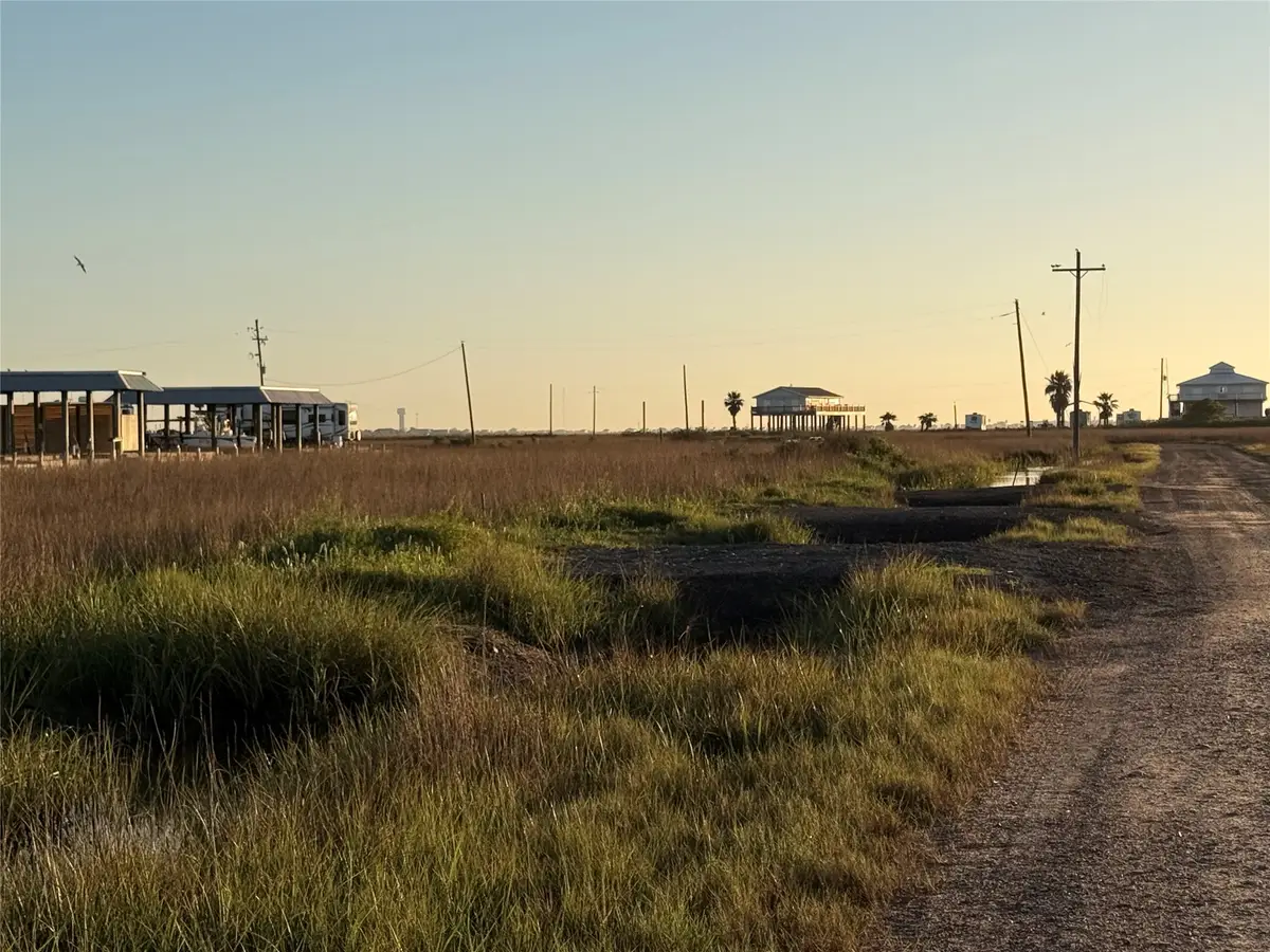 1112 Egret Point, Crystal Beach, TX 77650 - #1