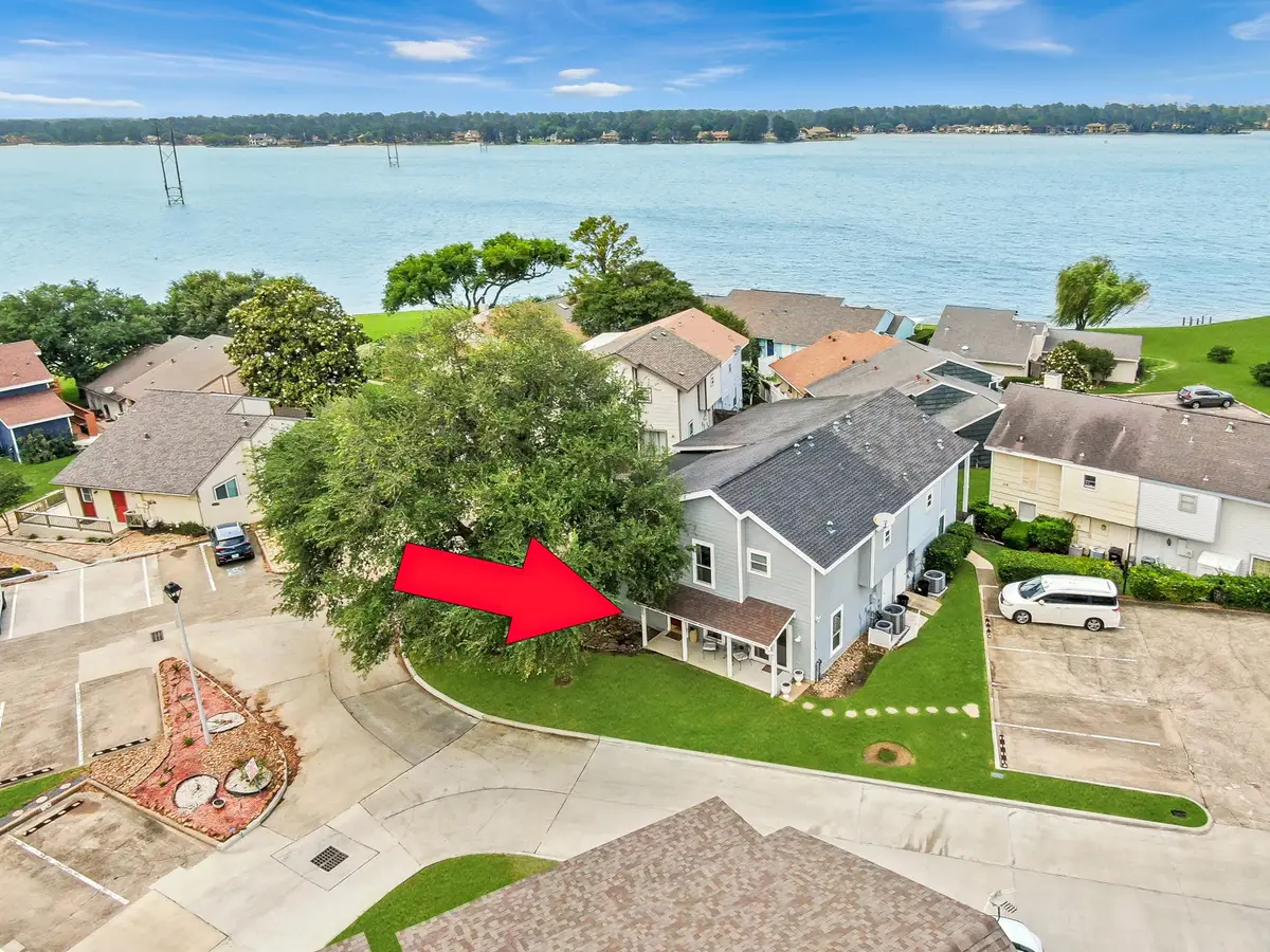 116 April Point Drive N, Conroe, TX 77356 - Image #1