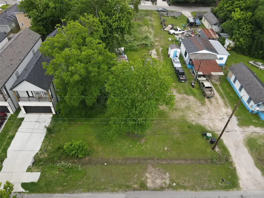 8215 Venus Street, Houston, TX 77088 - #2