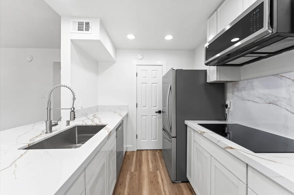 17331 Red Oak Drive #14, Houston, TX 77090 - Image #1