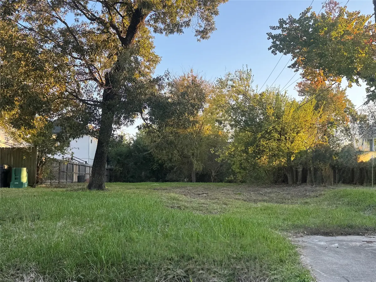 951 W 41st Street, Houston, TX 77018 - Image #1