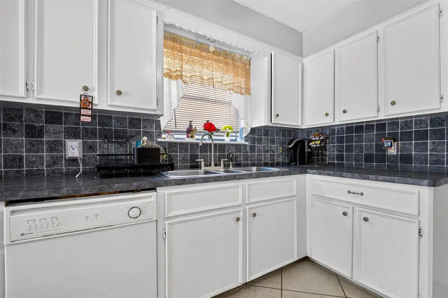 16211 Brinkwood Drive, Houston, TX 77090 - #2