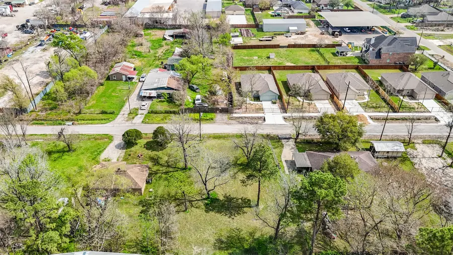 00 Queensland Street, Houston, TX 77028 - #3