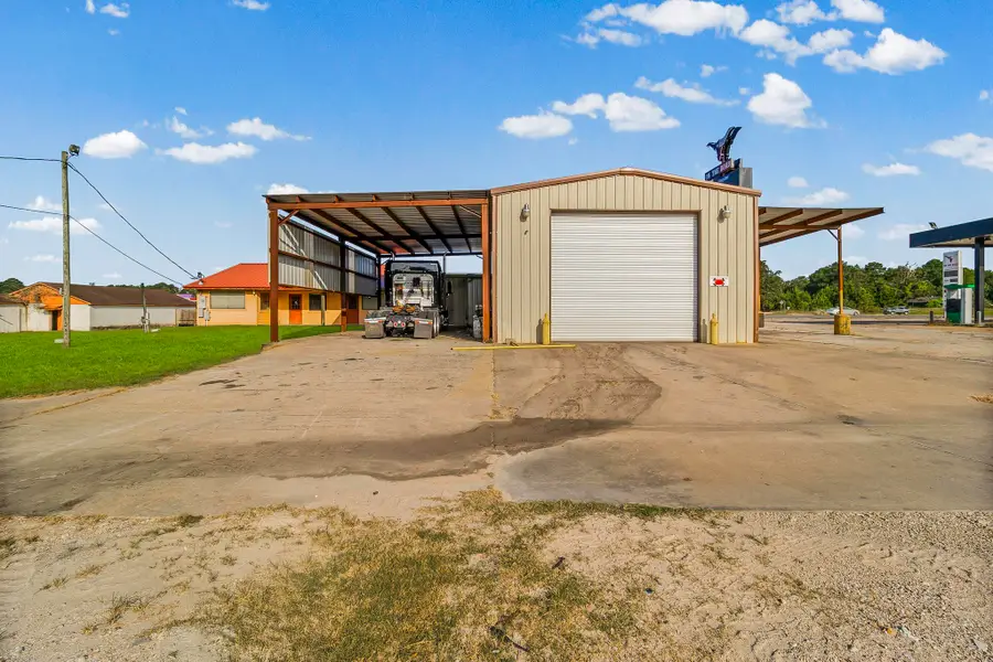 11940 Us Hwy 59 N, Seven Oaks, TX 77352 - #2