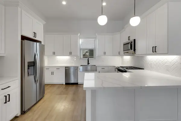 1526 Chestnut Street, Houston, TX 77009