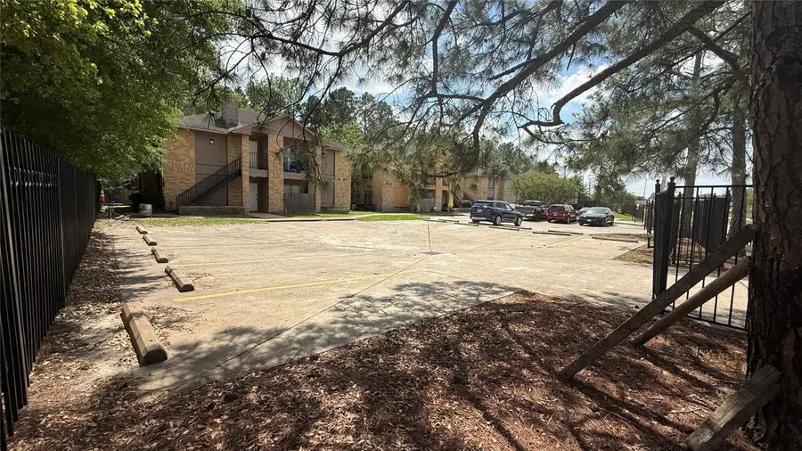 6307 W Gulf Bank Road #16, Houston, TX 77088 - #2