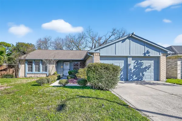 11322 Yorklyn Drive, Houston, TX 77066