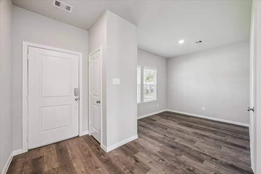 1825 Thompson St, Texas City, TX 77568 - Image #3