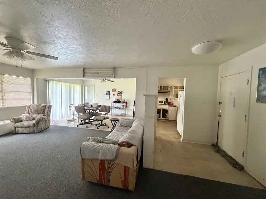 207 N 31st Street, Nederland, TX 77627 - #2