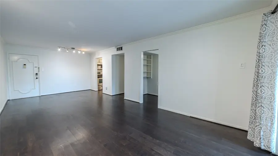 7575 Katy Freeway #103, Houston, TX 77024 - #3