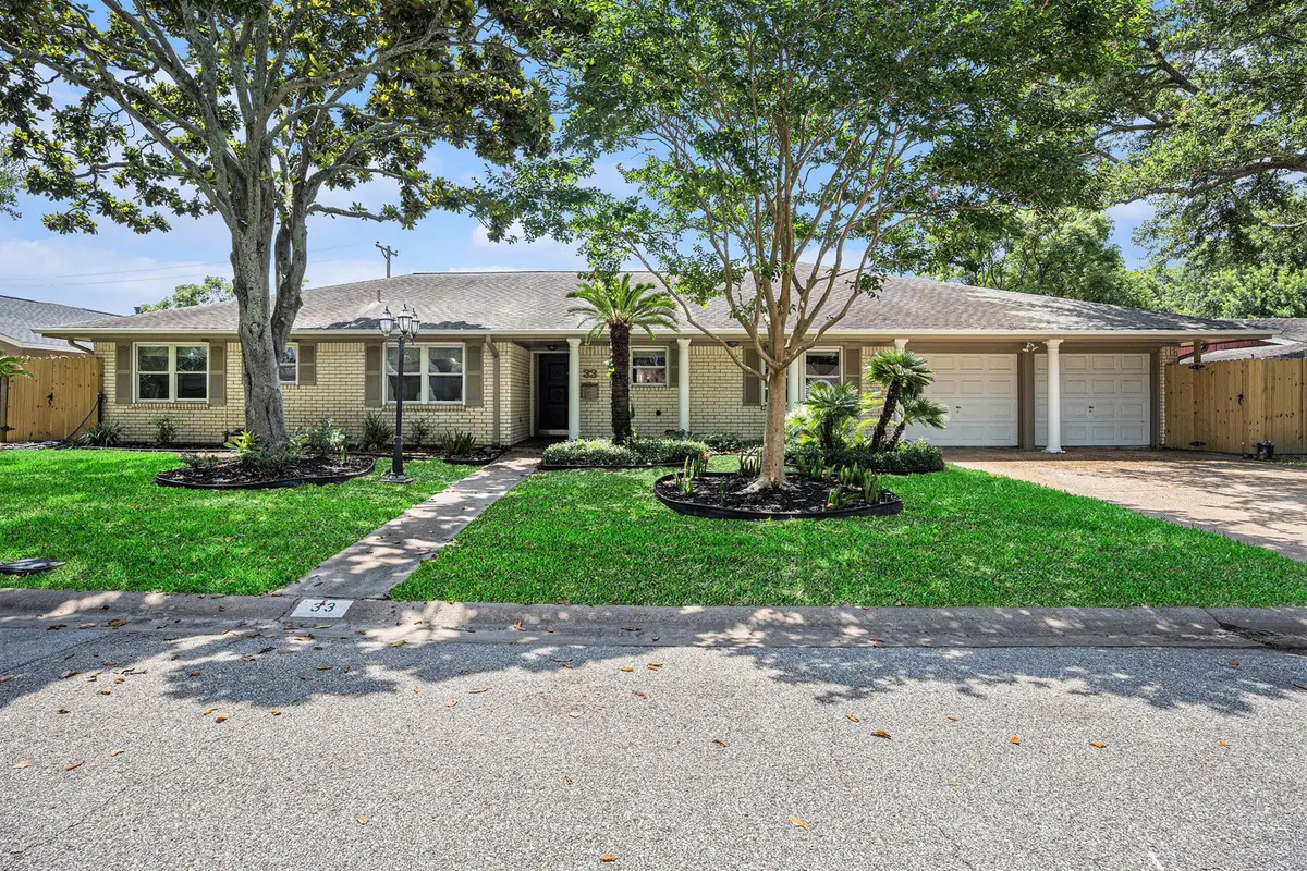 33 Maple Lane, Galveston, TX 77551 - #1