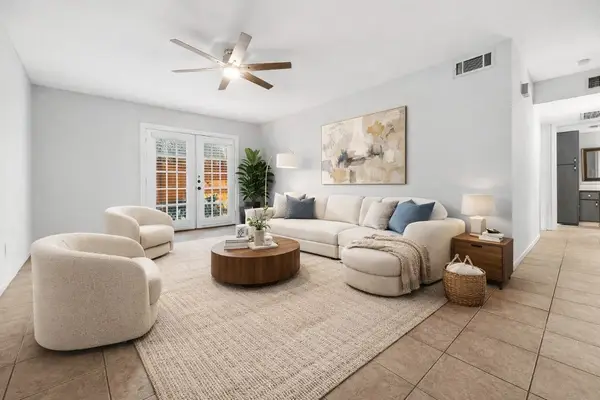 4637 Wild Indigo Street #421, Houston, TX 77027