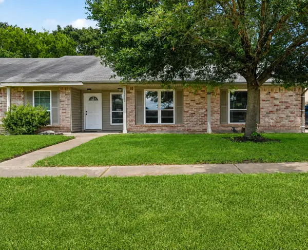 19322 Woodglen Drive, Katy, TX 77449