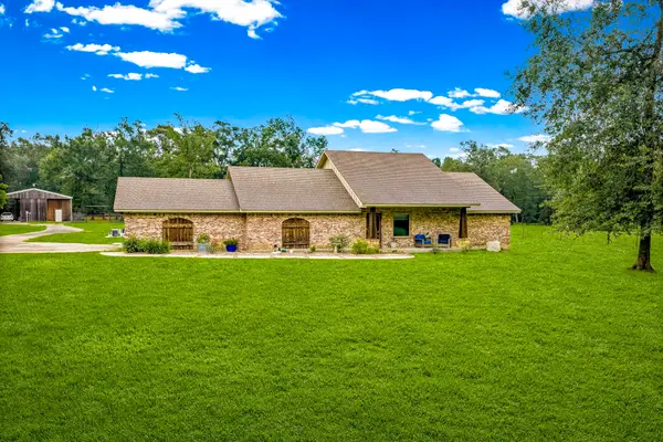 1109 Soda Loop E, Livingston, TX 77351