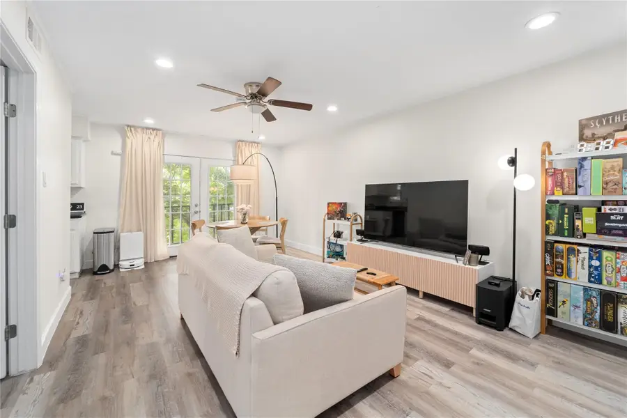 8223 Kingsbrook Road #212, Houston, TX 77024 - #2