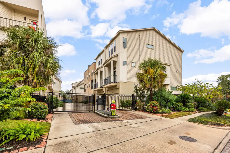 2611 Riverside Drive #D, Houston, TX 77004 - Image #3