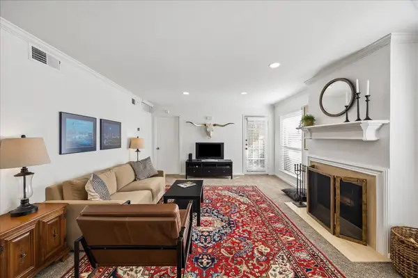 1601 S Shepherd Drive #216, Houston, TX 77019