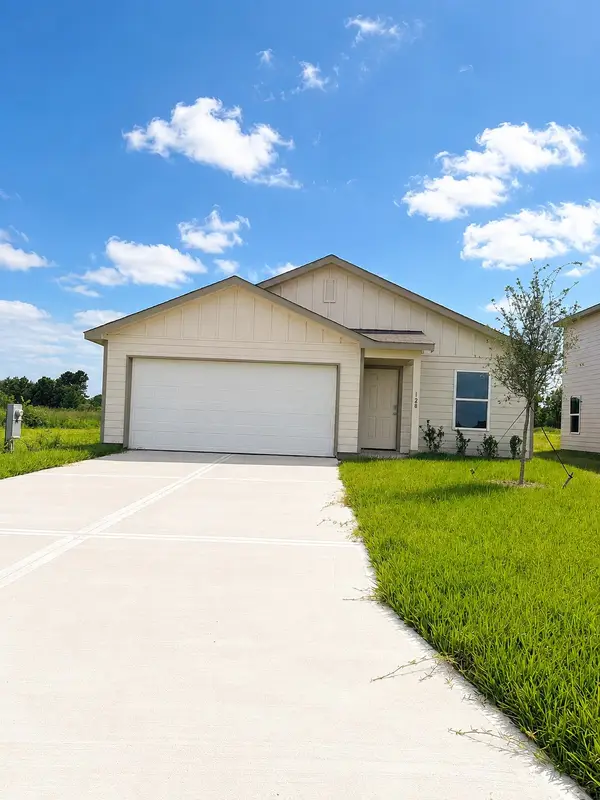 128 Road 5714, Cleveland, TX 77327