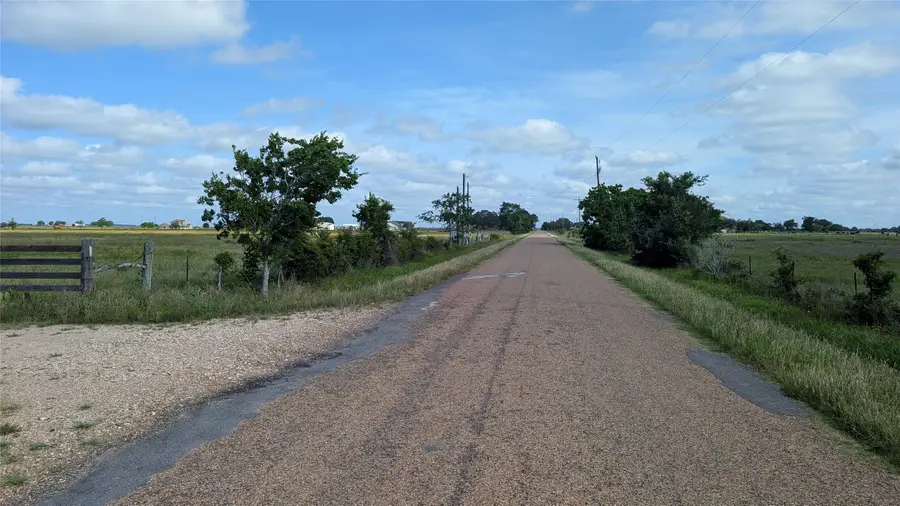 2619 County Road 289, East Bernard, TX 77435 - #2