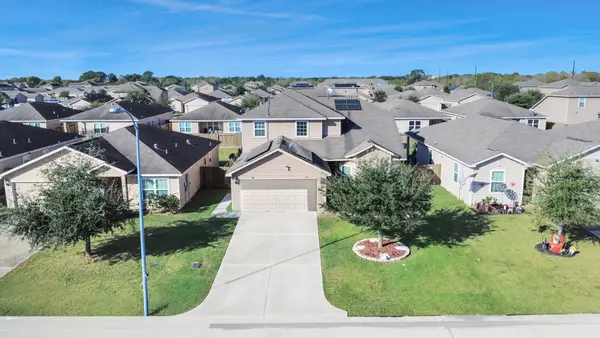 2085 Saras Way, Brookshire, TX 77423